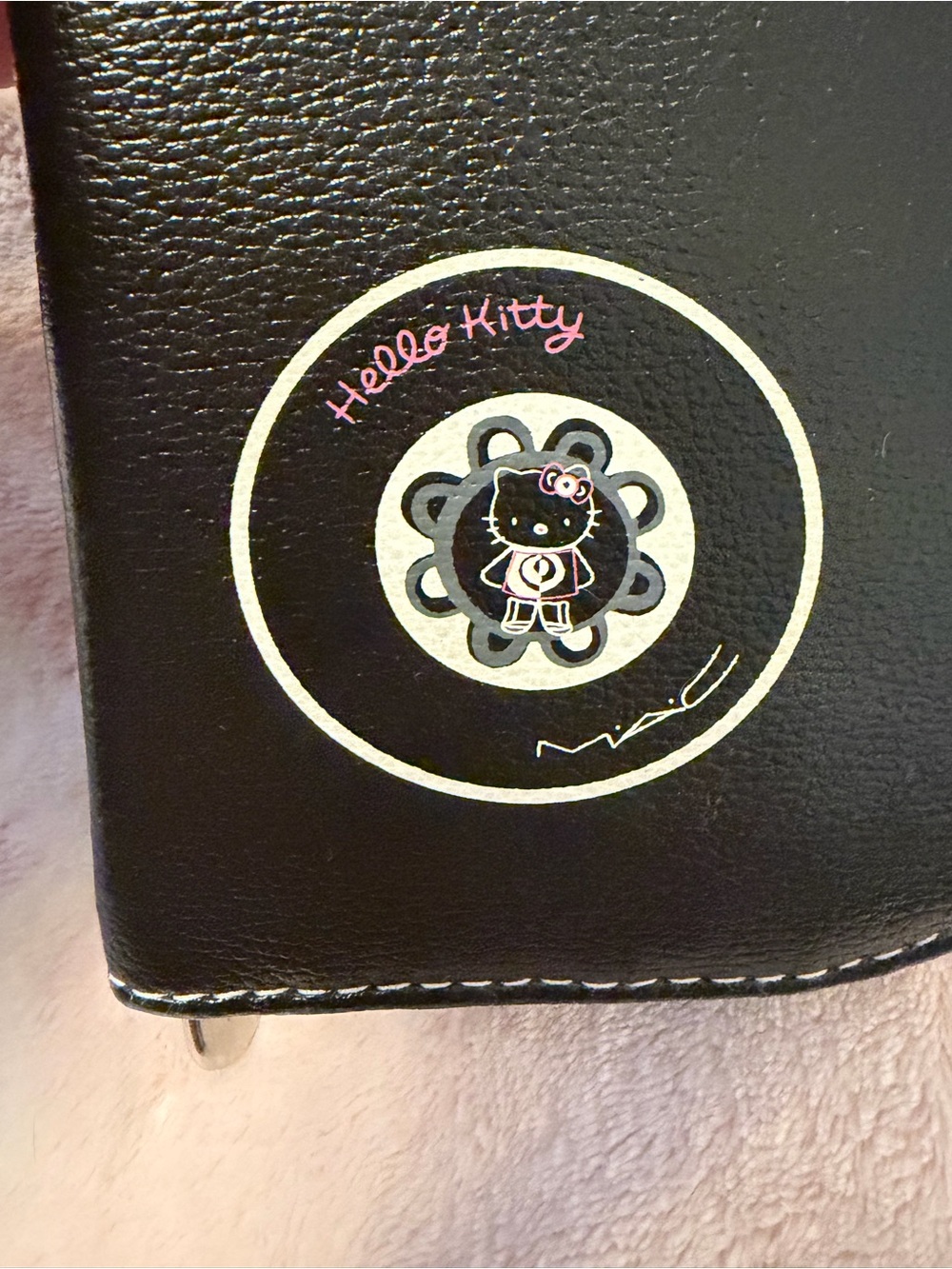 Rare Hello Kitty X Mac Makeup Brushes Bag! - Picture 2 of 5